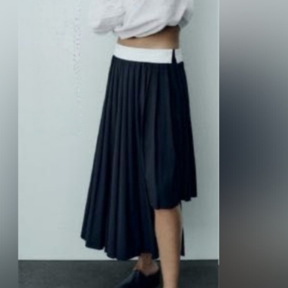 NWT ZARA ASYMMETRICAL PLEATED MIDI SKIRT